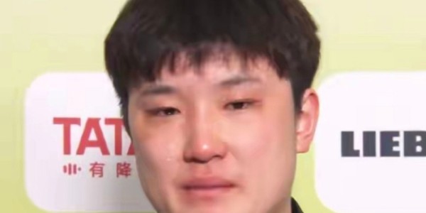 张本智和遭批评！中国球迷竟向日本投诉：要求中国乒协公开道歉|澳门|日本乒协|总决赛|世界杯|WTT_新浪体育_新浪新闻